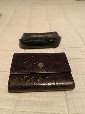 Leather Wallet with Gold Logo - Black